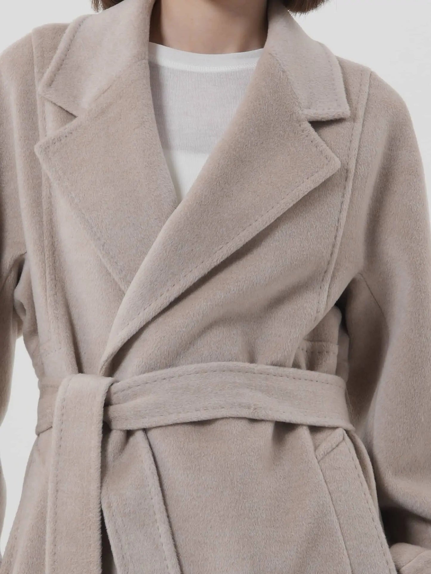 Manteau en laine mérinos tendance Patena Paris
