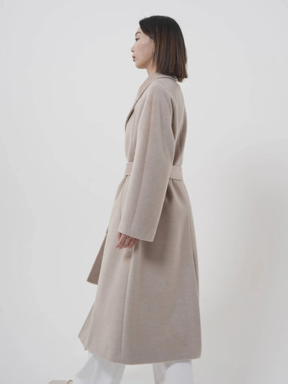 Manteau en laine mérinos élégant Patena Paris